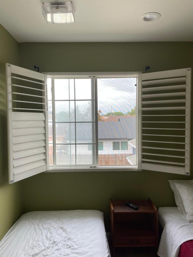 Private Room In Los Angeles La With Tv & Wifi & Ac & View Of Hollywood Sign & Private Fridge & Shared Kitchen!!! Eksteriør billede