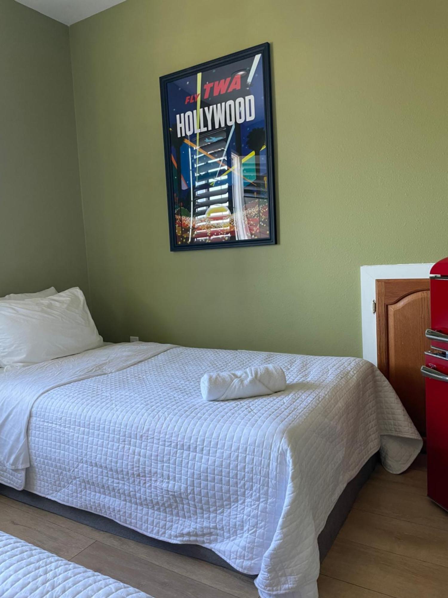 Private Room In Los Angeles La With Tv & Wifi & Ac & View Of Hollywood Sign & Private Fridge & Shared Kitchen!!! Eksteriør billede