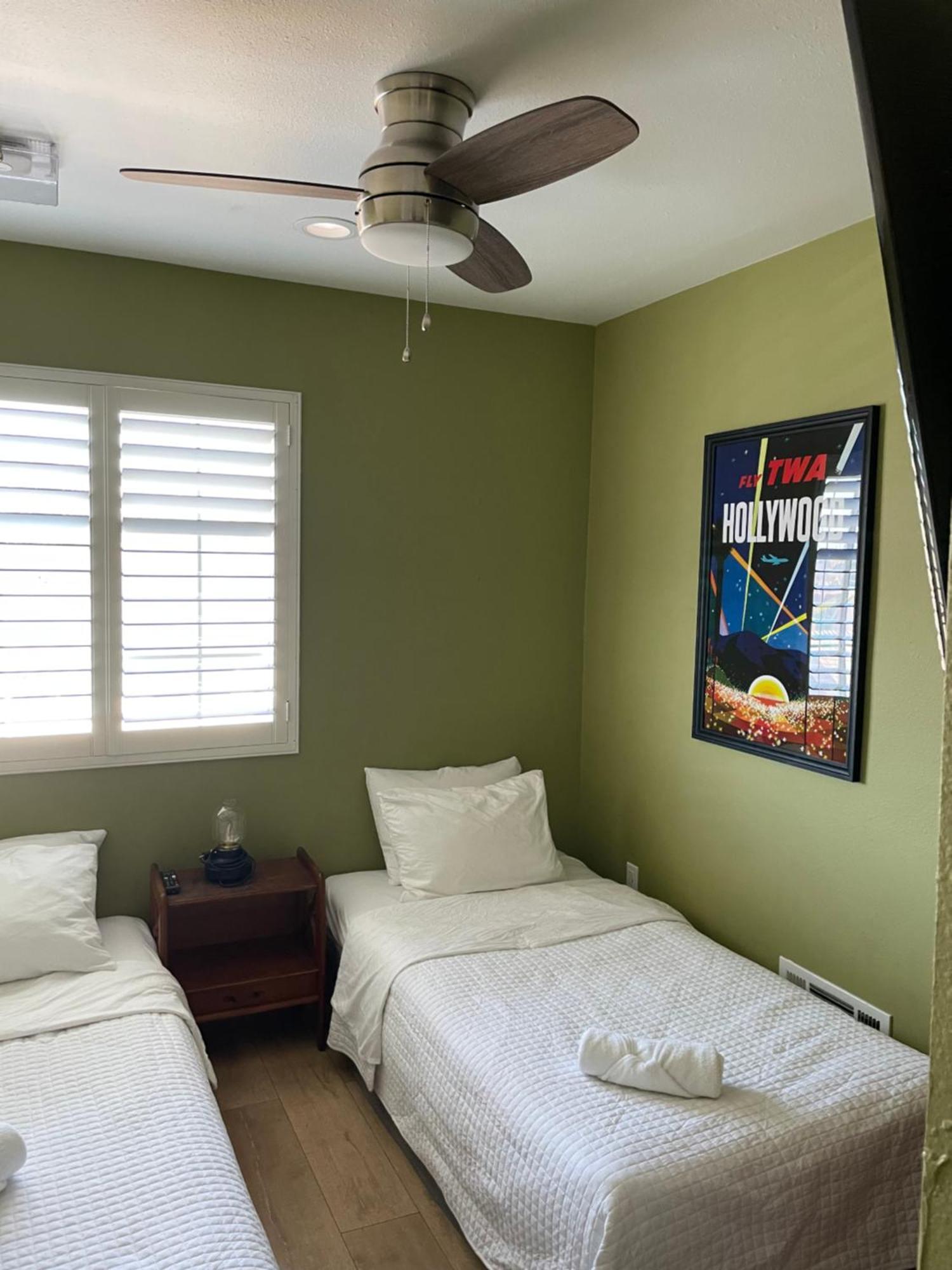 Private Room In Los Angeles La With Tv & Wifi & Ac & View Of Hollywood Sign & Private Fridge & Shared Kitchen!!! Eksteriør billede